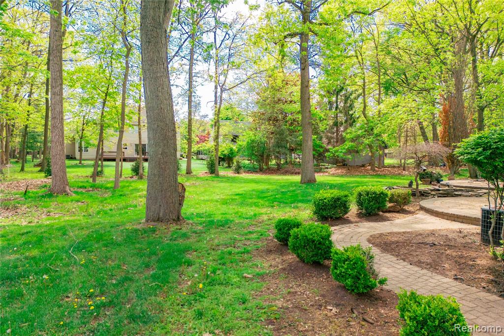 8487 Sherwood Drive, Grosse Ile, MI 48138 — Photo 44