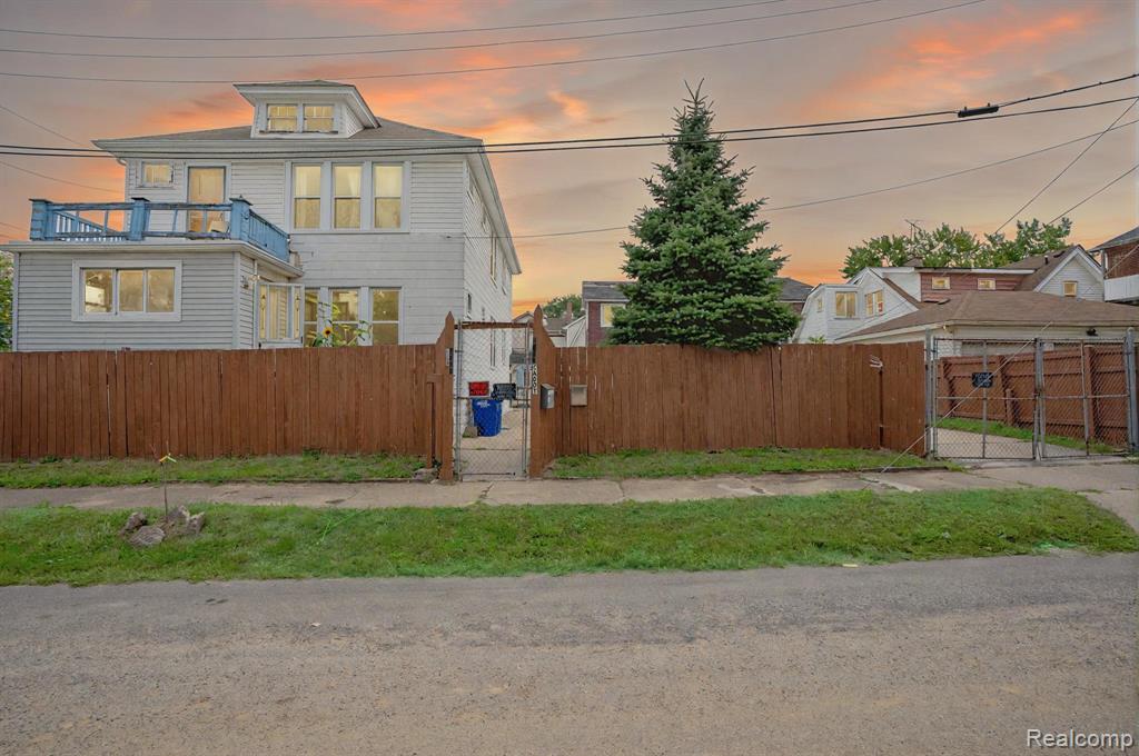 2580 Cabot Street, Detroit, MI 48209 — Photo 2