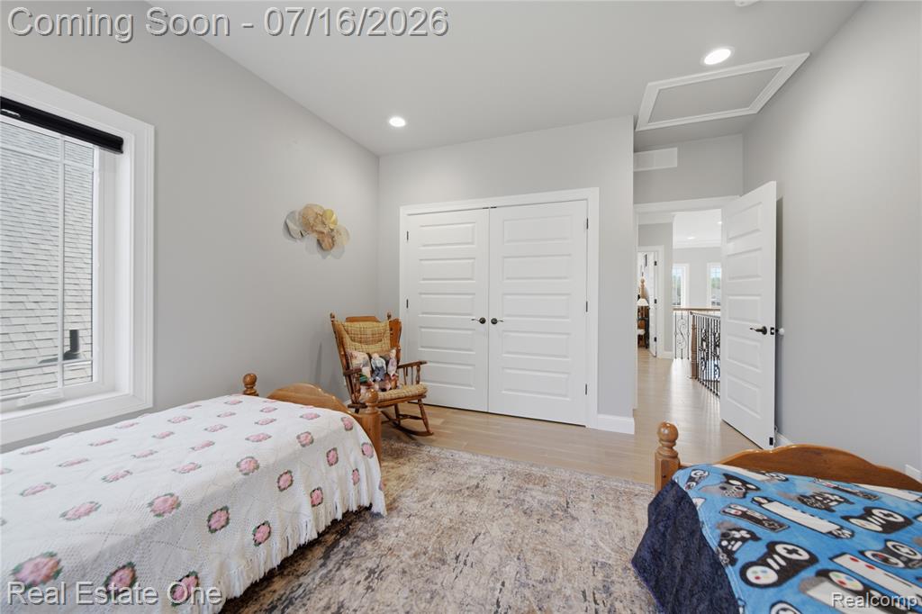 10641 Lone Oak Circle, Grand Blanc, MI 48439 — Photo 30