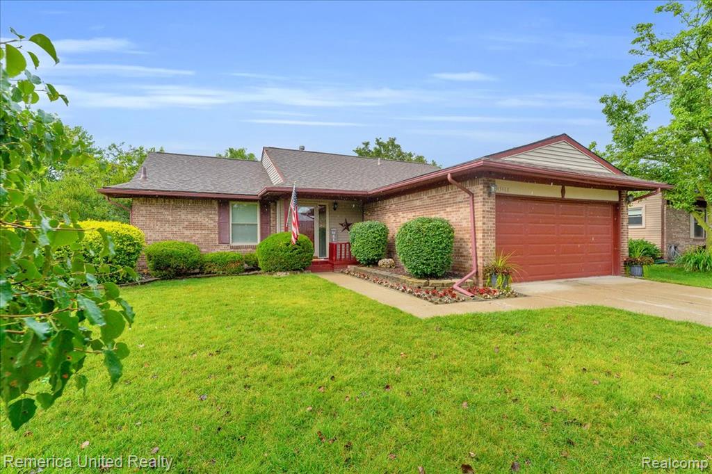 43488 LAURELWOOD, Canton, MI 48187 — Photo 29