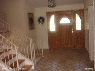 980 Sandhurst Road, Bloomfield Hills, MI 48302 — Photo 11