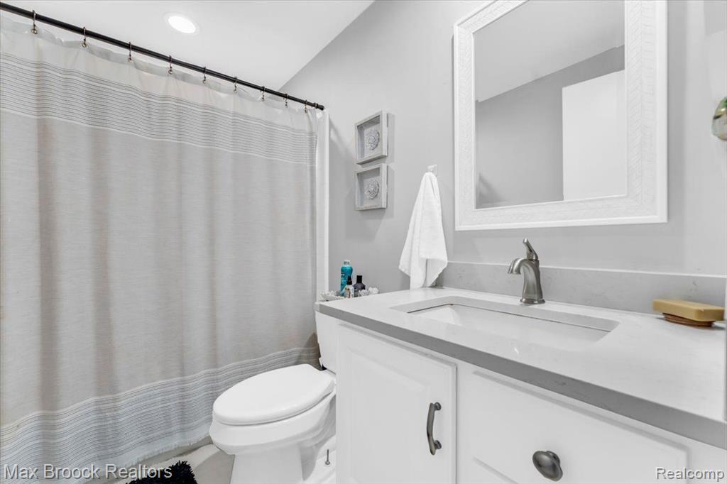 19413 Althea Court, Northville, MI 48167 — Photo 20
