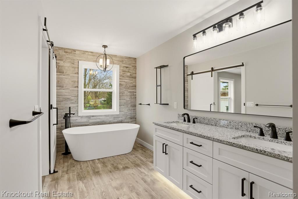 12095 Country Run Drive, Birch Run, MI 48415 — Photo 30