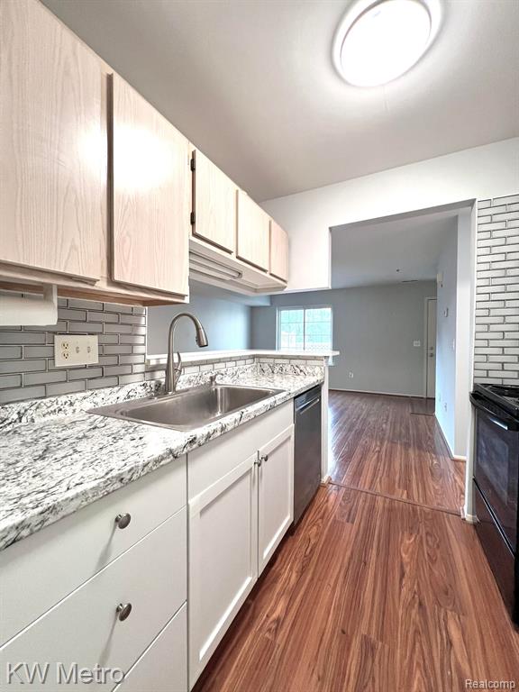 22277 ATLANTIC POINTE, Farmington Hills, MI 48336 — Photo 8