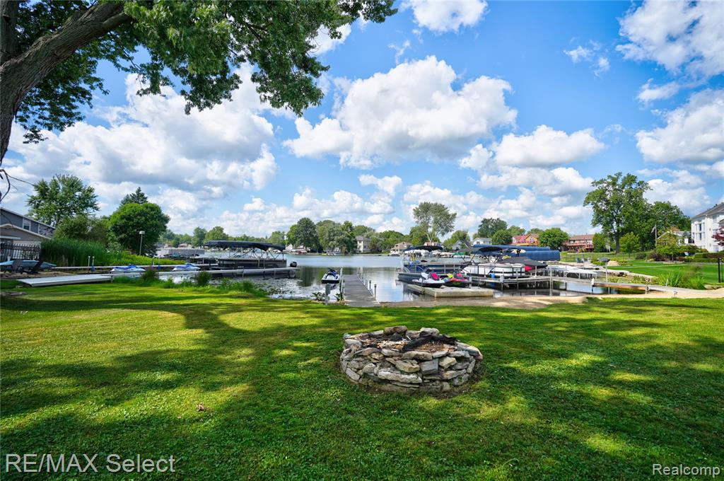 11472 Moffett Court, Fenton, MI, 48430