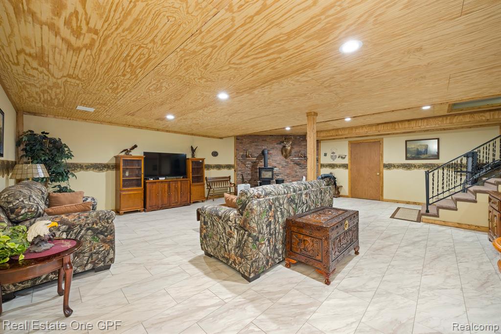8077 AVOCA Road, Kenockee, MI 48006 — Photo 32