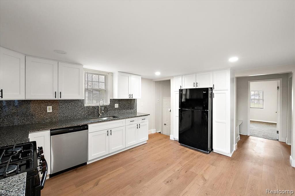 35711 ALFRED Street, New Baltimore, MI 48047 — Photo 8
