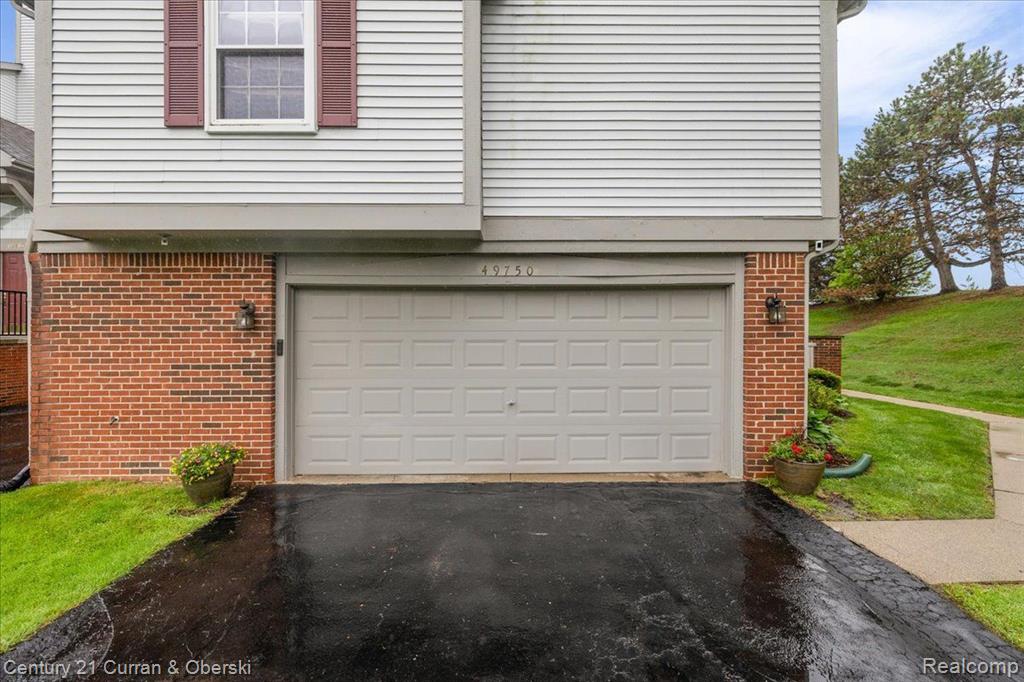 49750 PLYMOUTH Way, Plymouth, MI 48170 — Photo 32