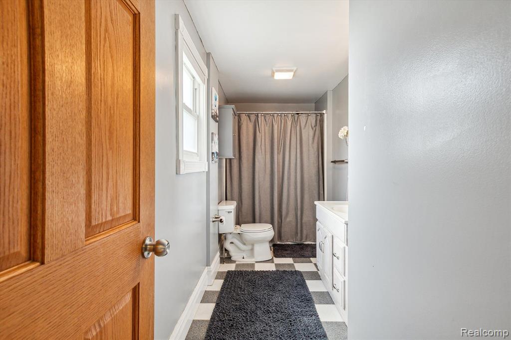 9589 CLINTON MACON Road, Tecumseh, MI 49286 — Photo 15