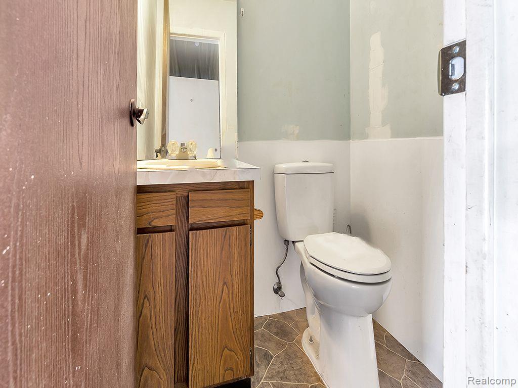 5553 BIG PINE Drive, Ypsilanti, MI 48197 — Photo 18