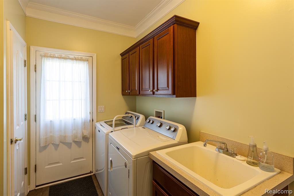 568 Berridge Circle, Lake Orion, MI — Photo 24