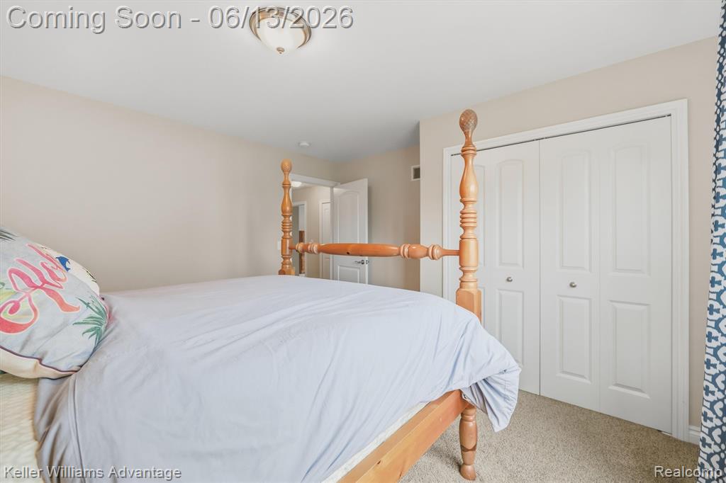 23740 Stoneleigh Drive, South Lyon, MI 48178 — Photo 42