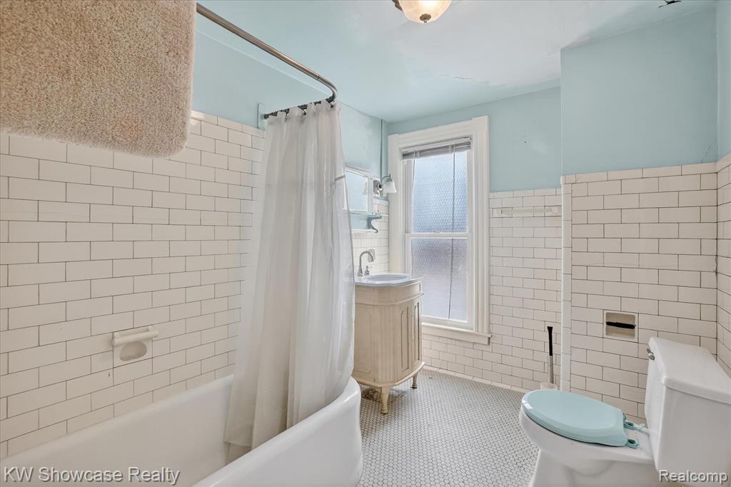 733 N Walnut Street, Lansing, MI 48906 — Photo 23