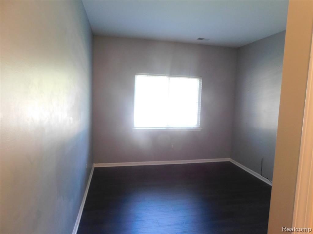 5555 Acorn Lane, Sterling Heights, MI 48314 — Photo 21