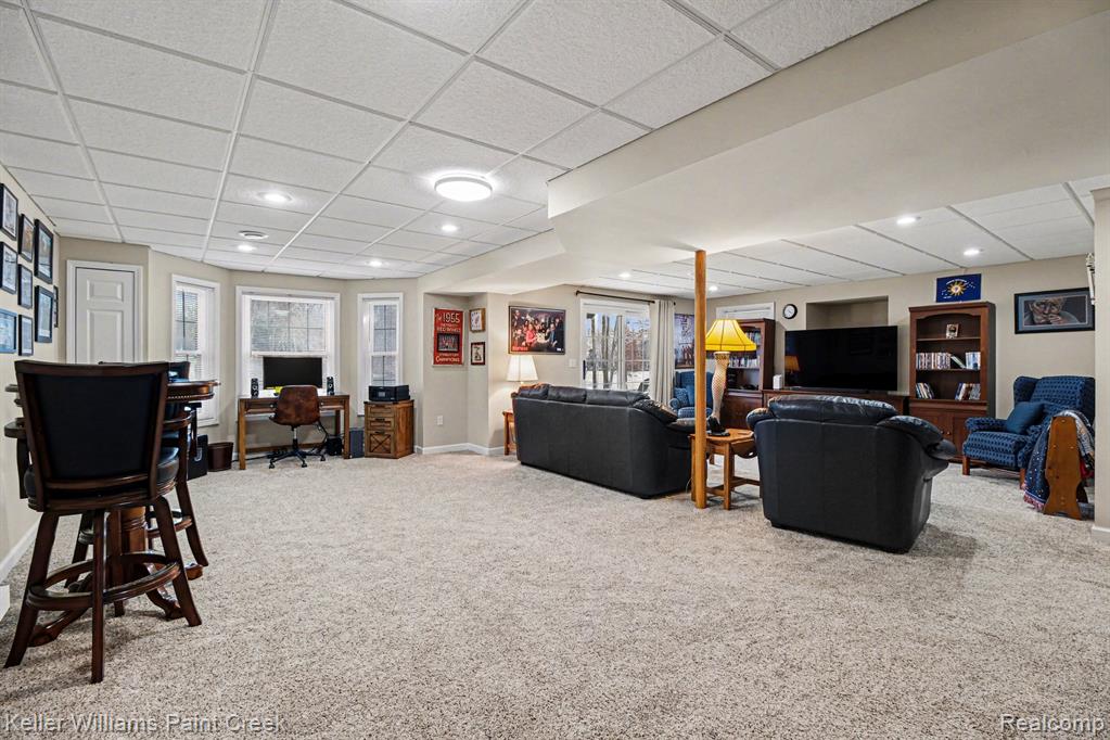 63 Burniah Lane, Lake Orion, MI 48362 — Photo 18