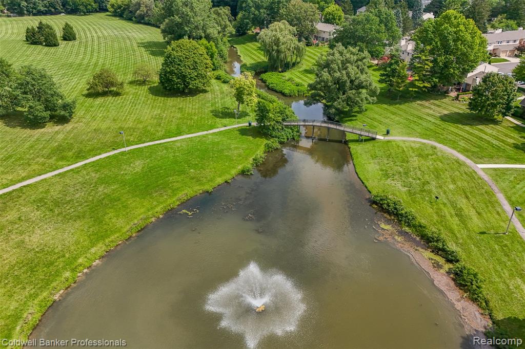 5075 Bayside Drive, Troy, MI 48098 — Photo 46