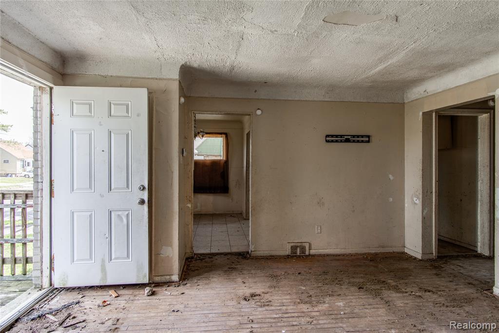 601 Alameda Street, Highland Park, MI 48203 — Photo 5