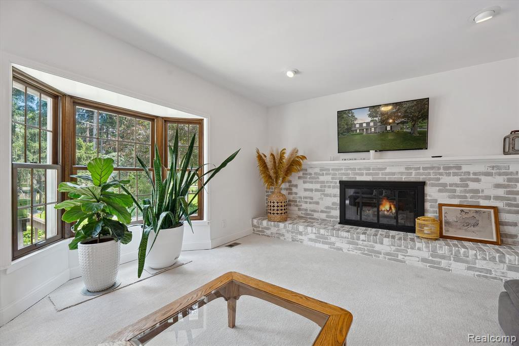 21378 Summerside Court Court, Northville, MI 48167 — Photo 16