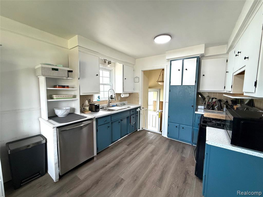 4220 Burns Avenue, Lincoln Park, MI 48146 — Photo 8