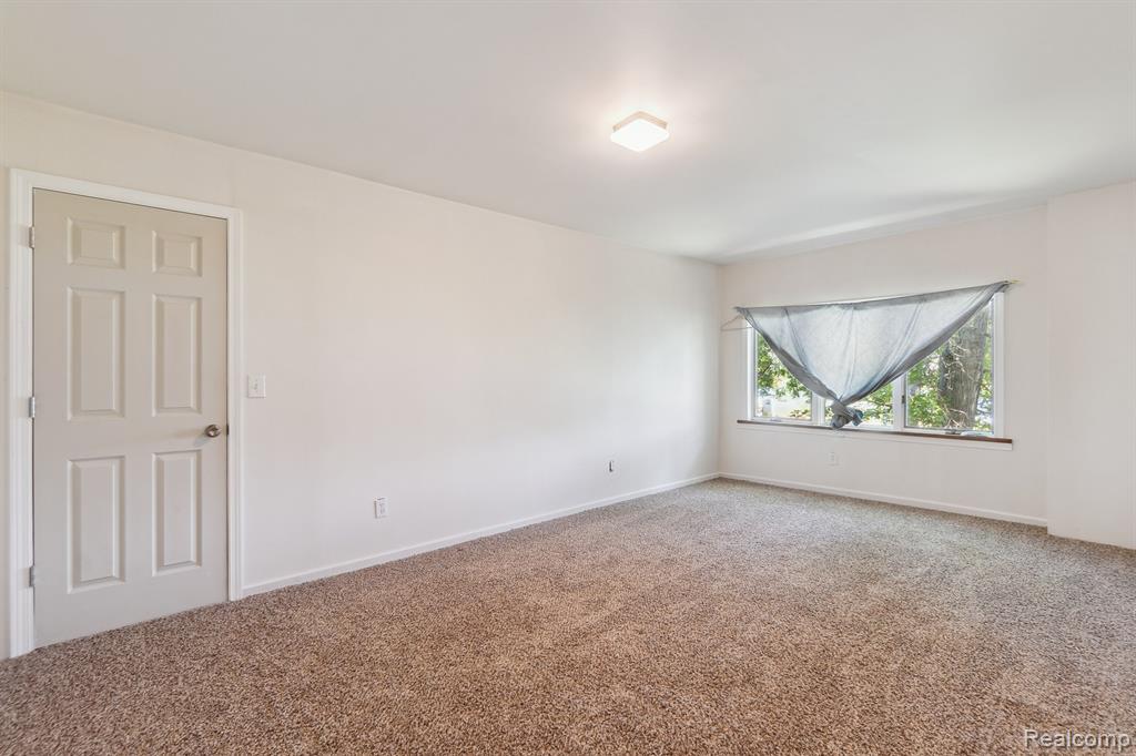 3990 S Sashabaw Road, Clarkston, MI 48348 — Photo 14