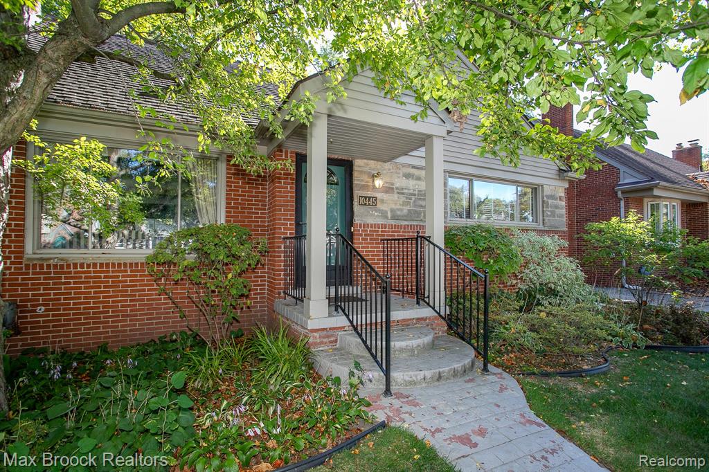 10445 Lincoln Drive, Huntington Woods, MI — Photo 4