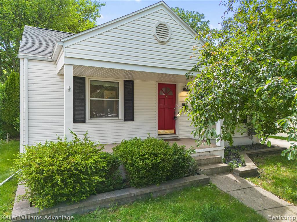 617 S Edgeworth Avenue, Royal Oak, MI 48067 — front exterior