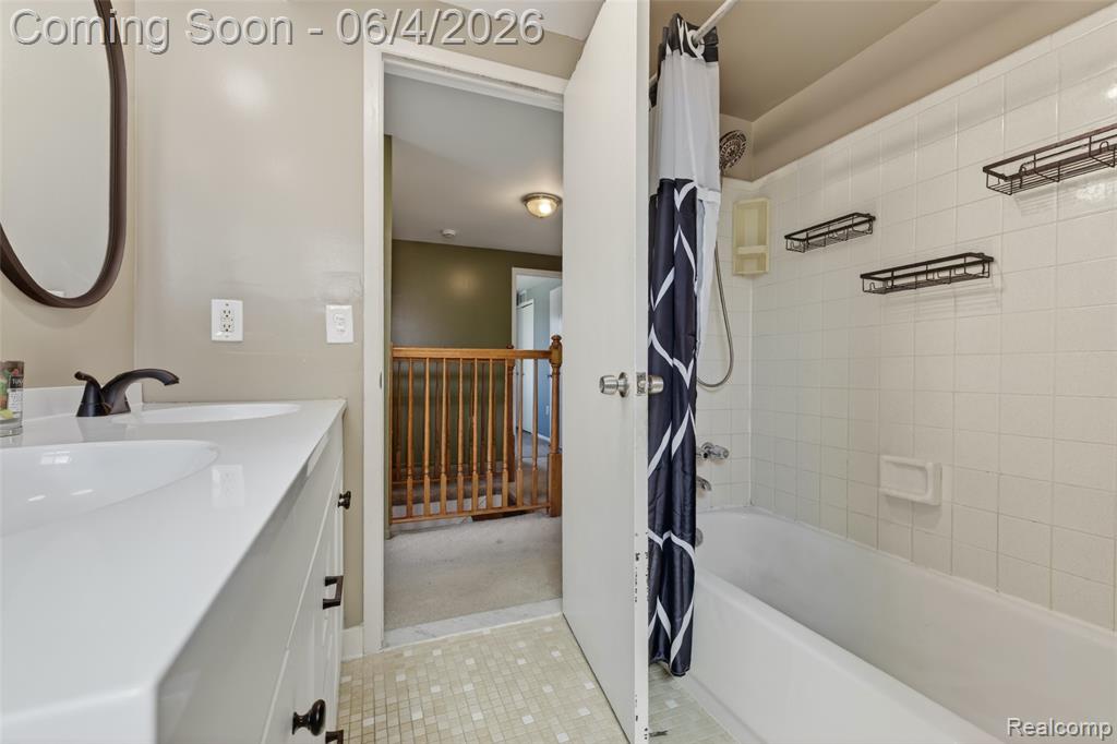 15930 Cumberland Street, Riverview, MI 48193 — Photo 35