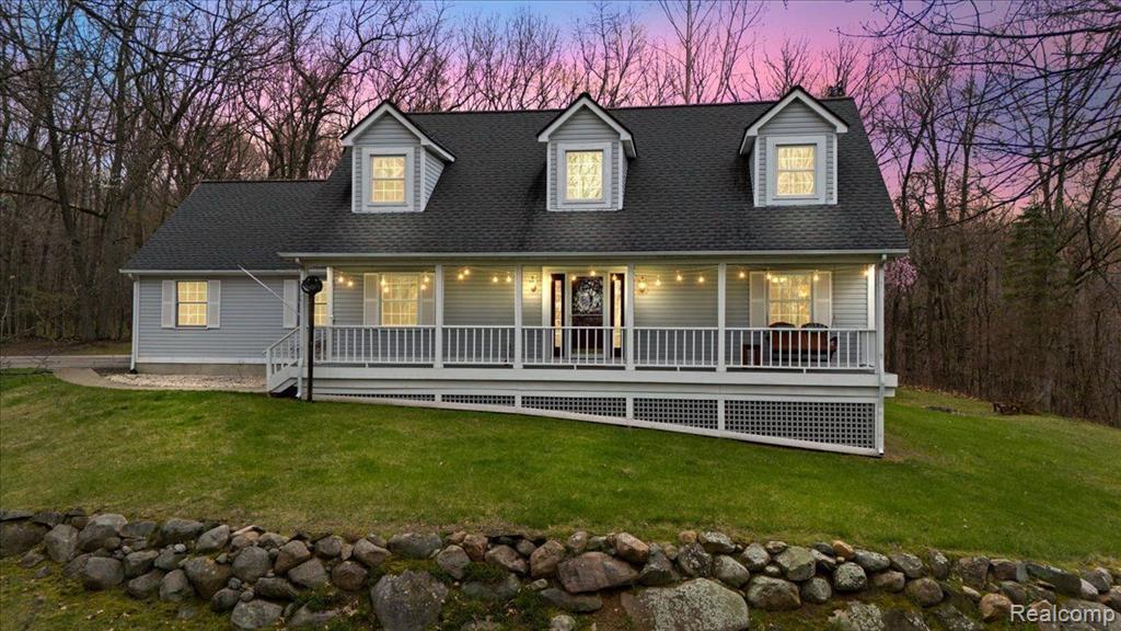 845 Rowlinson Lane, Ortonville, MI 48462 — front exterior