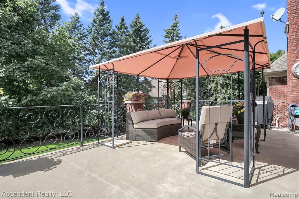 54127 Salem Drive, Shelby Twp, MI 48316 — Photo 41