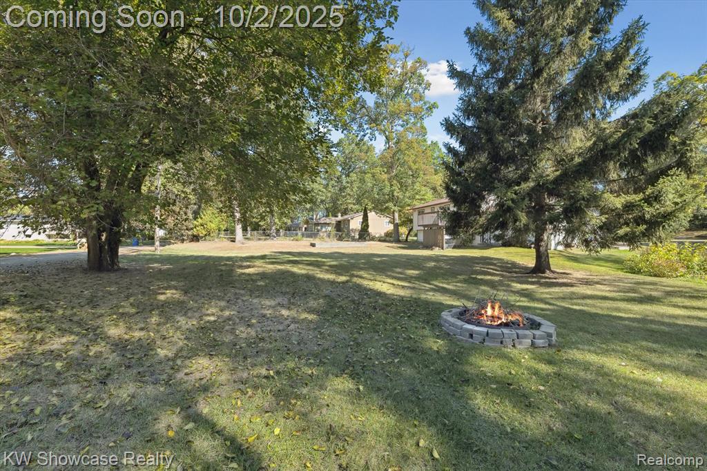 8760 Cooley Beach Drive, White Lake, MI — Photo 10