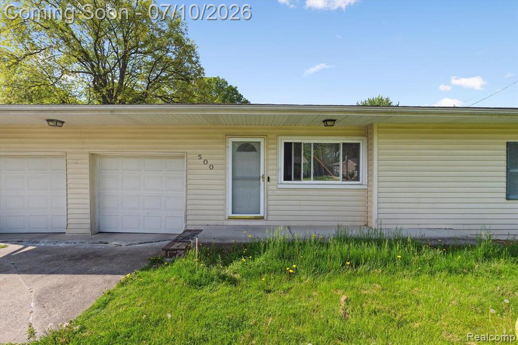 500 TROMBLEY Drive, Troy, MI 48083 — Photo 4