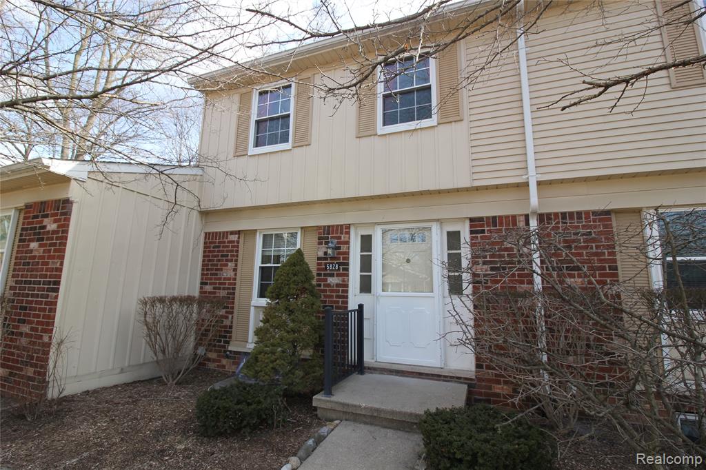 5828 Northfield Parkway, Troy, MI 48098 — front exterior