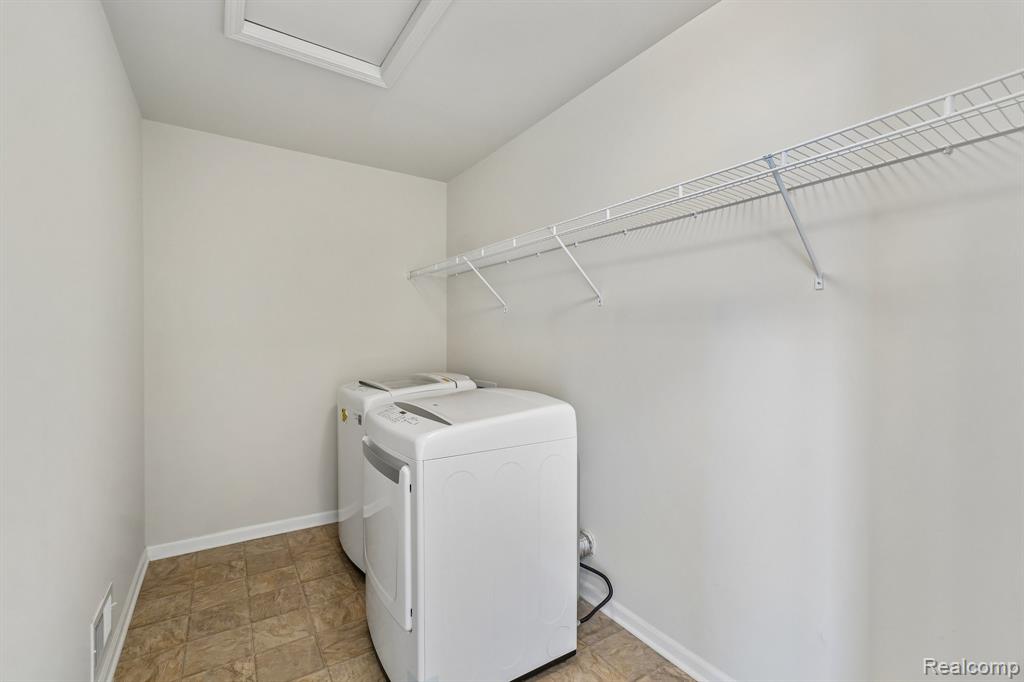29831 Braeburn dr, New Hudson, MI 48165 — Photo 28