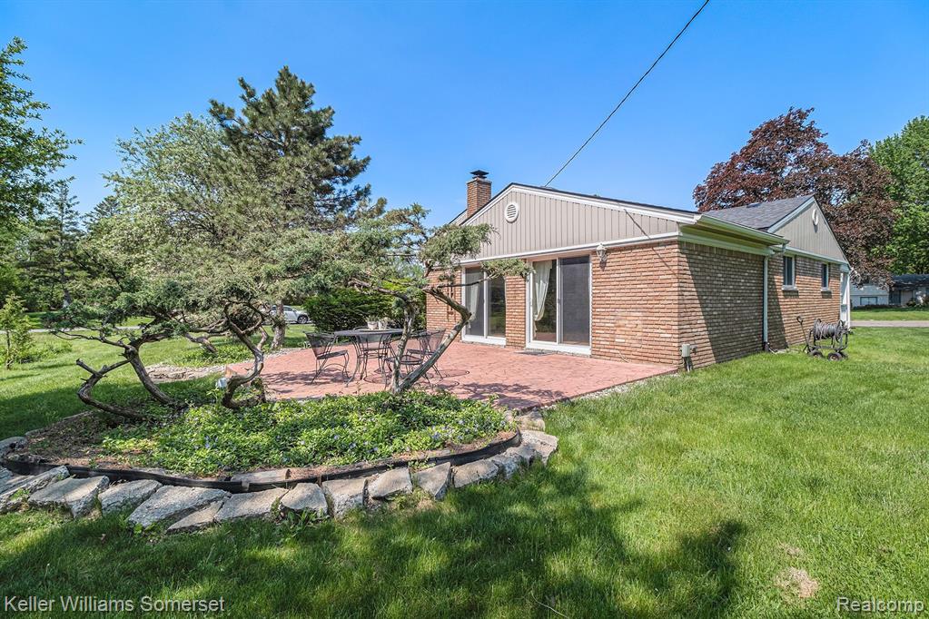 3983 NORMANWOOD, West Bloomfield, MI 48323 — Photo 22