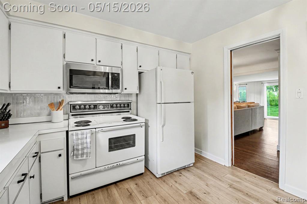 4402 Buckingham Road, Royal Oak, MI 48073 — Photo 13