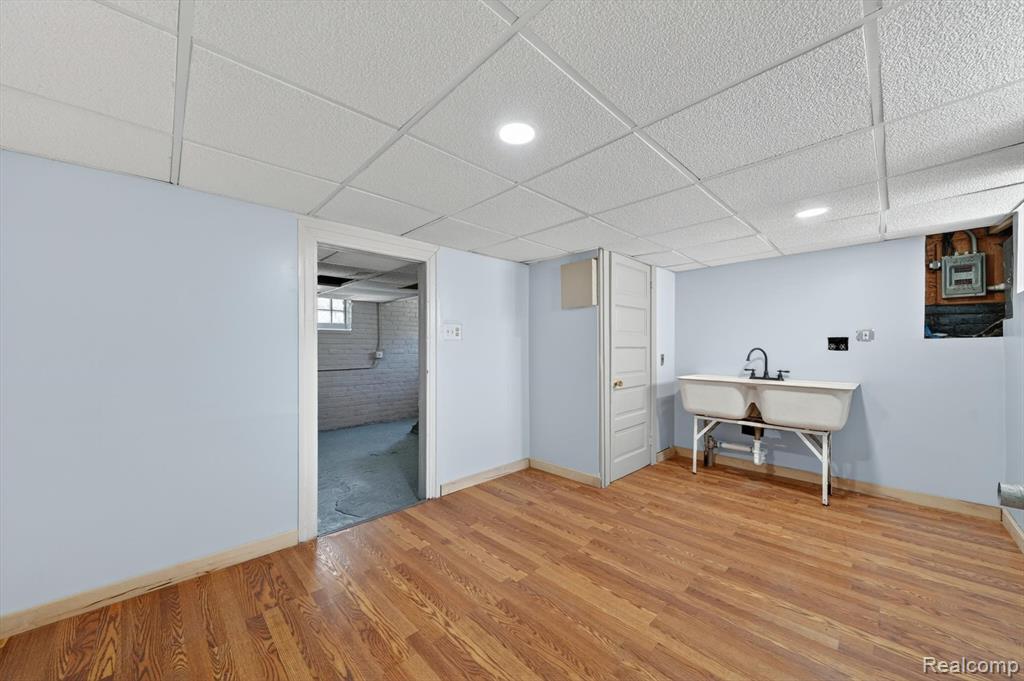 2978 Evaline Street, Hamtramck, MI 48212 — Photo 41