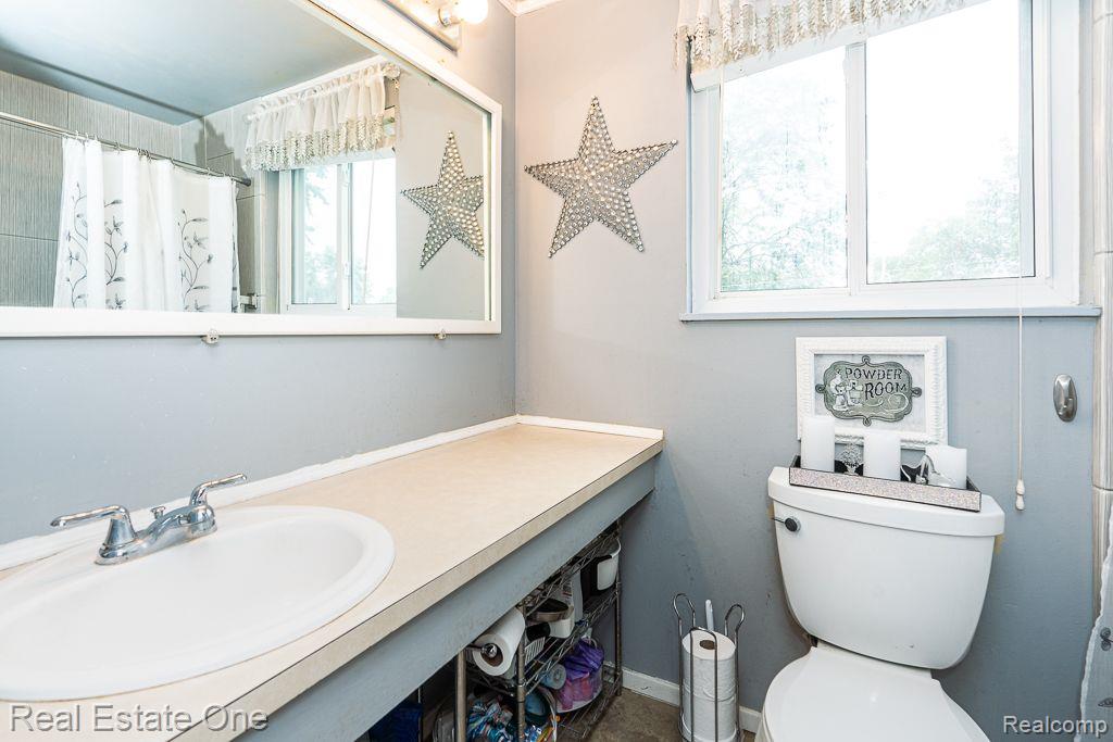 39553 Rambler Drive, Sterling Heights, MI 48313 — Photo 22