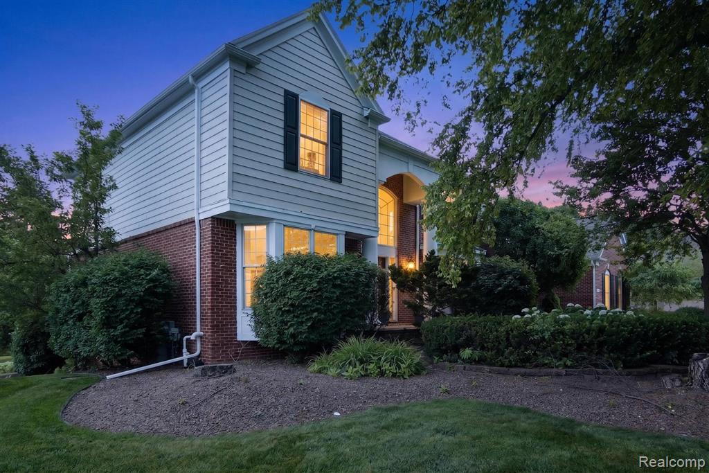 50295 Fellows Hill Drive, Plymouth, MI 48170 — Photo 2