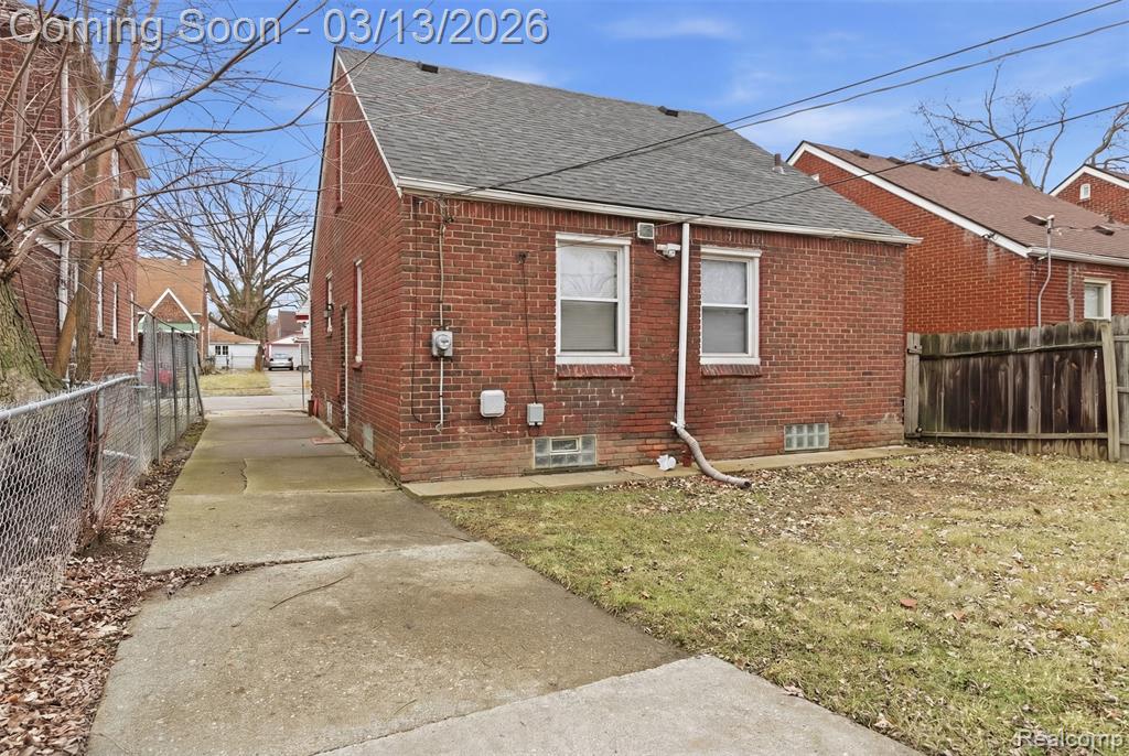 16706 Asbury Park, Detroit, MI 48235 — Photo 31
