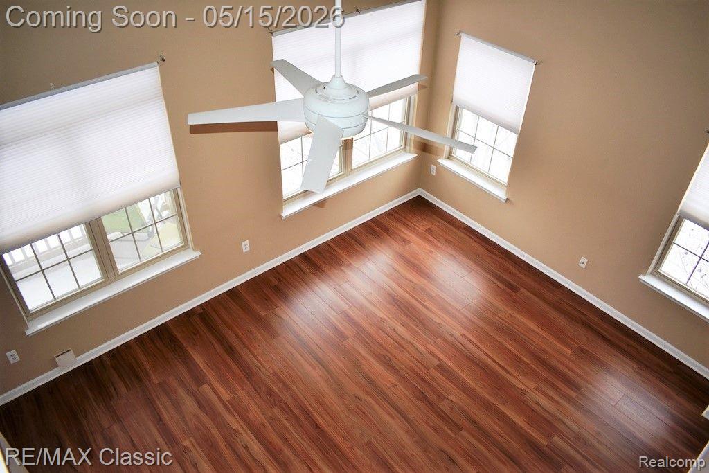 436 BOARDWALK Drive, Walled Lake, MI 48390 — Photo 16
