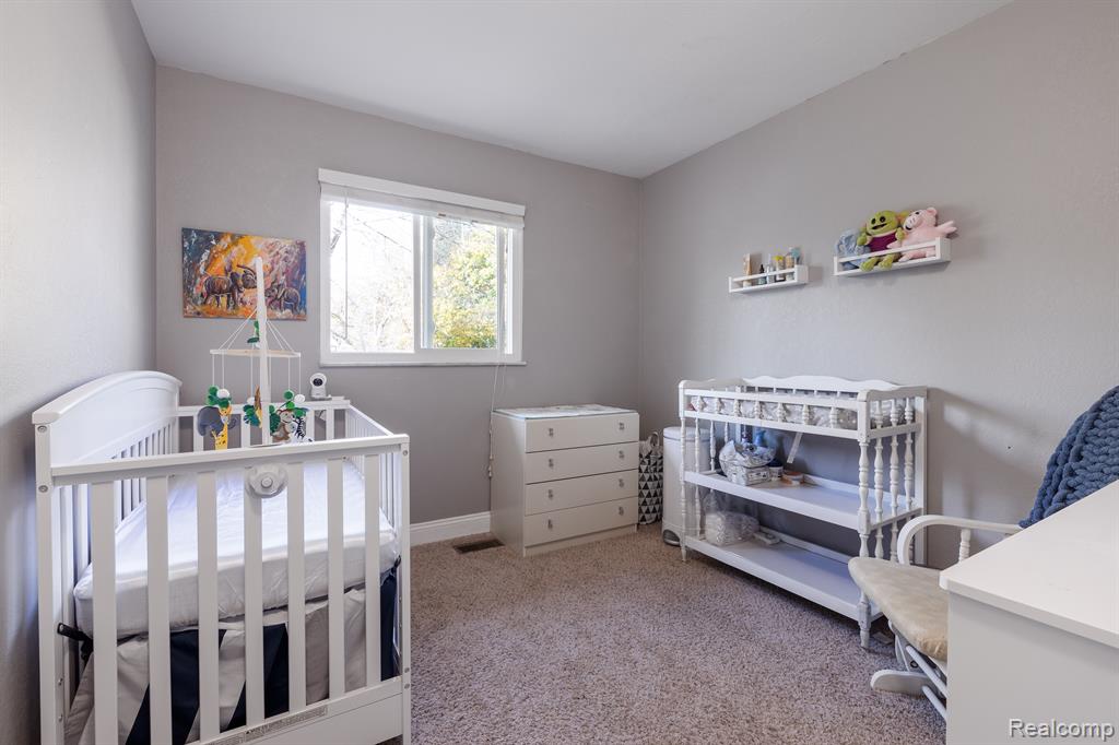 400 CLARENDON Street, Ann Arbor, MI 48103 — Photo 10