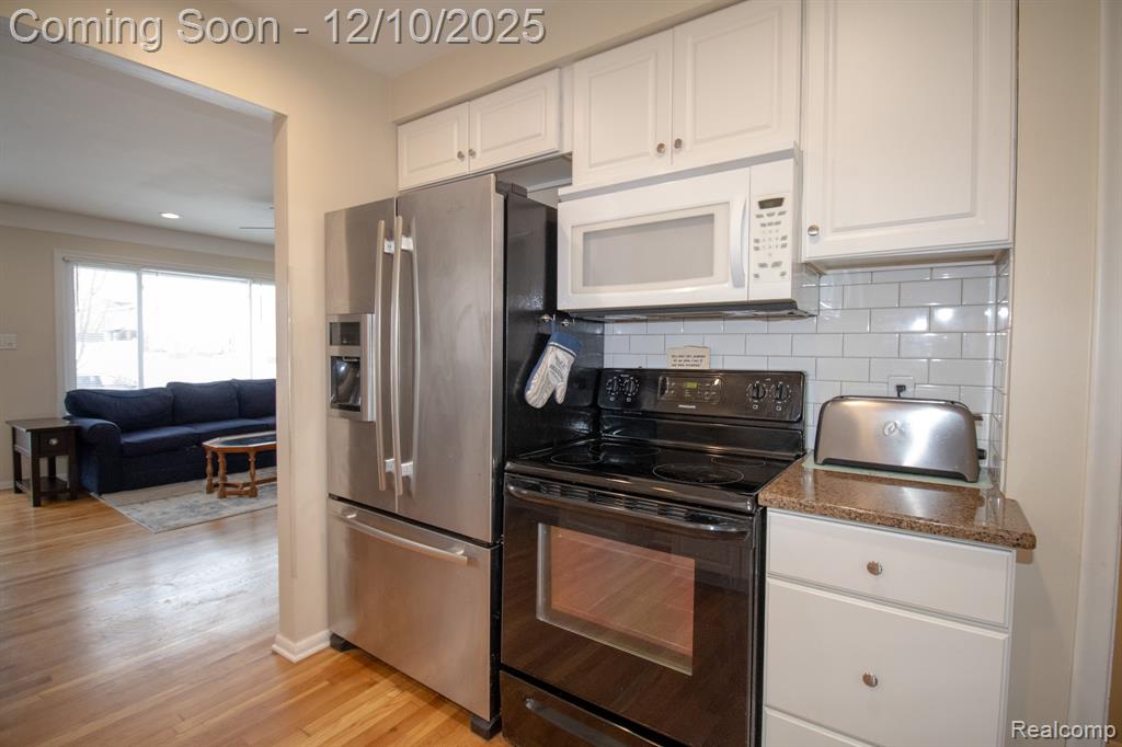 8225 N Hubbard Street, Westland, MI — Photo 14