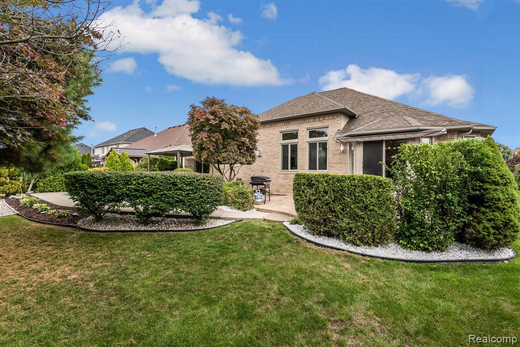 54591 Hibiscus Drive, Macomb, MI 48042 — Photo 52