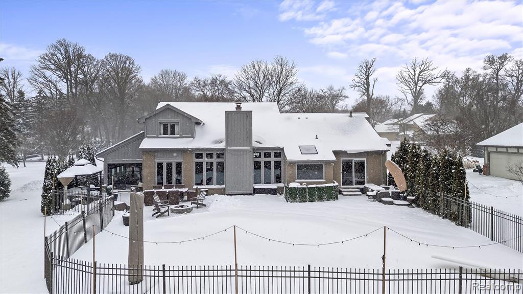4926 Oak River Drive, Troy, MI 48098 — Photo 42