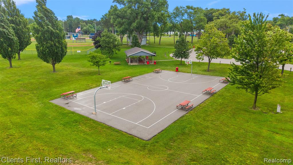 840 Saint James Street, Marysville, MI 48040 — Photo 15