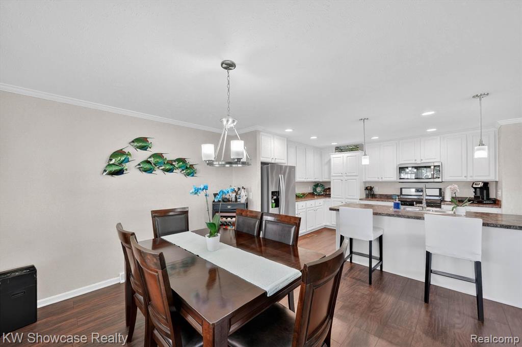 52525 Willow Wood Court, Chesterfield, MI — Photo 11