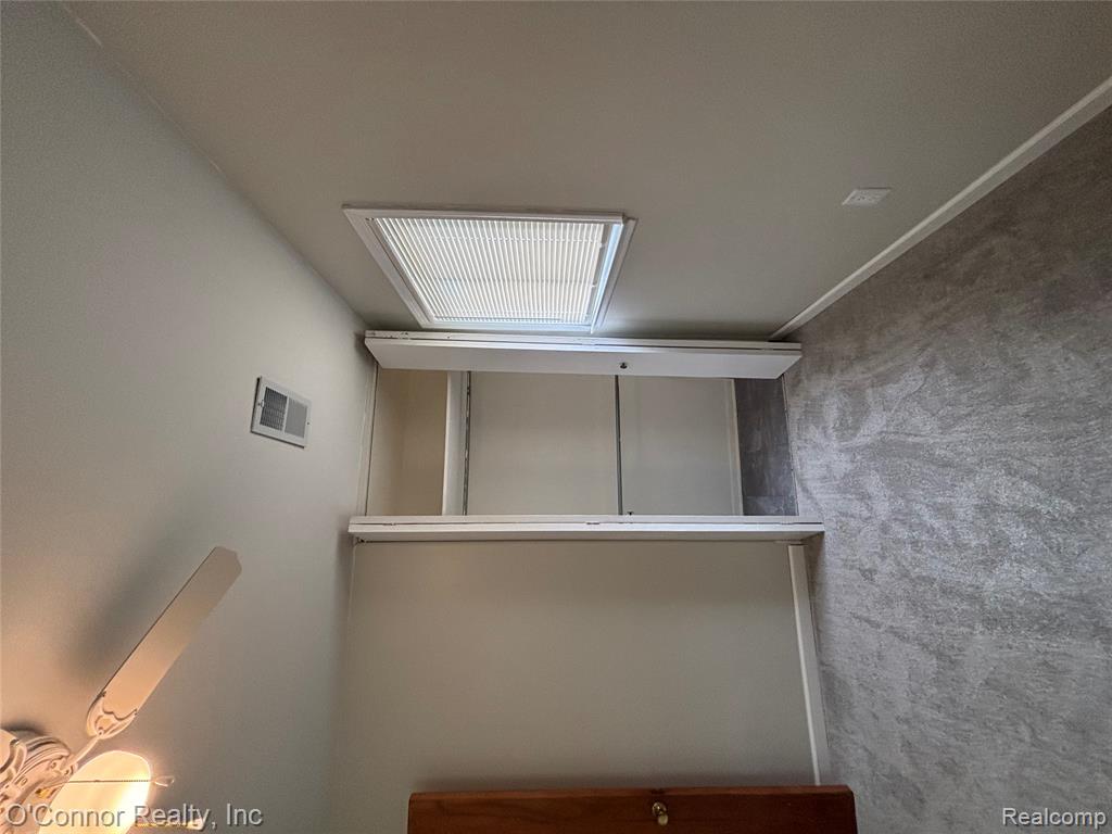 27637 Barrington Street, Madison Heights, MI 48071 — Photo 16