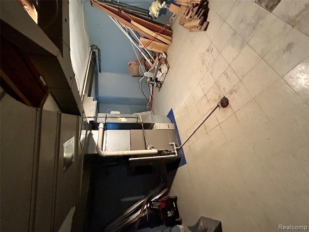18430 Fairfield Street, Detroit, MI 48221 — Photo 21