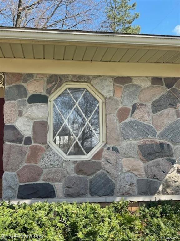 5824 WARBLER Drive, Clarkston, MI — Photo 3