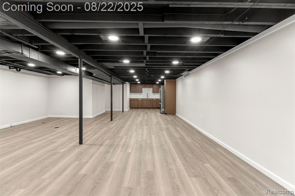 7001 Belton ST Street, Garden City, MI — Photo 24